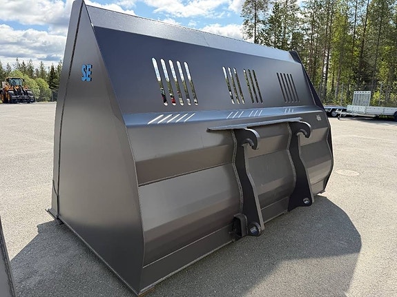 SE Equipment  ny 10m3 lättmaterialskopa 3,40m bred 5 of 5