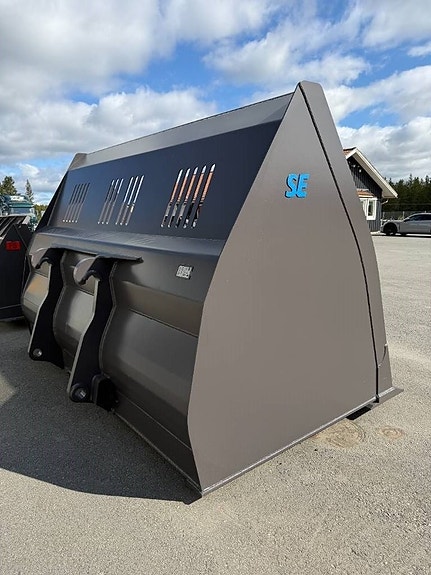 SE Equipment  ny 10m3 lättmaterialskopa 3,40m bred 7 of 7