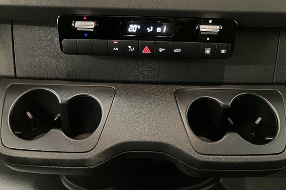 Mercedes-Benz eSprinter 320 12 of 25