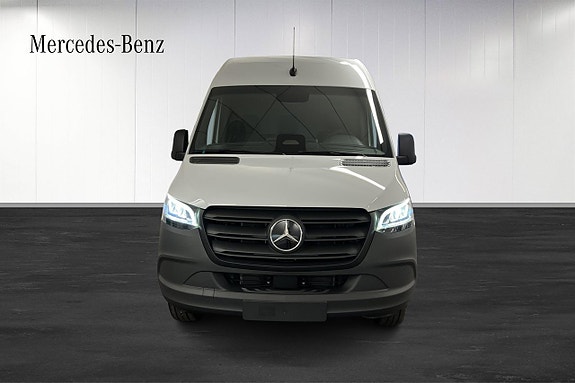 Mercedes-Benz eSprinter 320 14 of 25