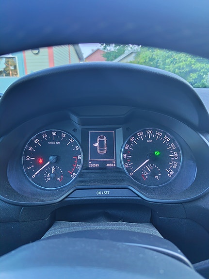 Skoda Octavia 5 of 5