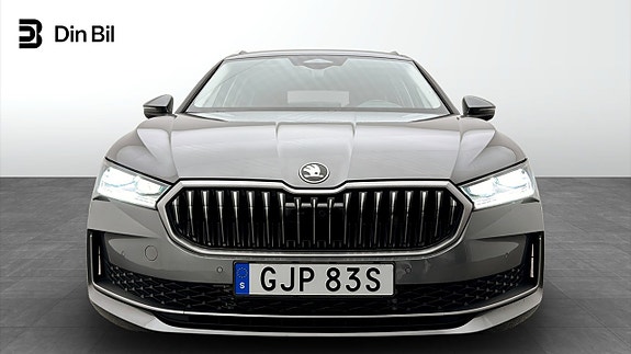 Skoda Superb 4 of 5