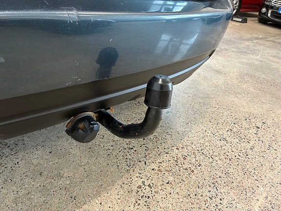 Kia Carens 9 of 19