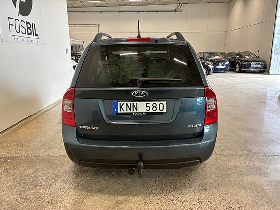 Kia Carens 8 of 19