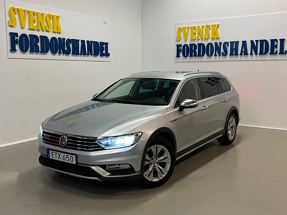 Volkswagen Passat Alltrack 3 of 5