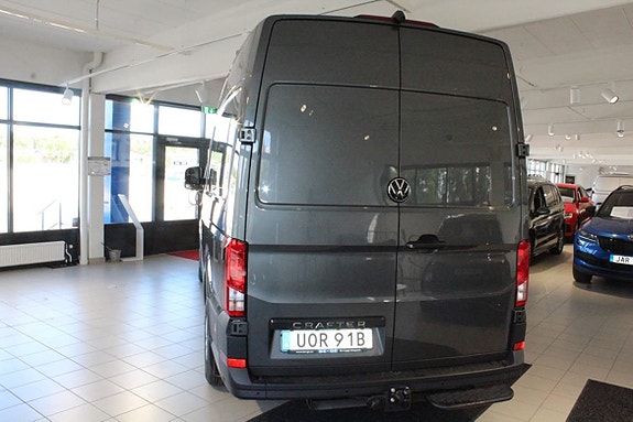 Volkswagen Crafter 4 of 5