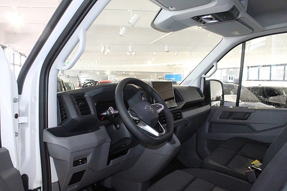 Volkswagen Crafter 10 of 13