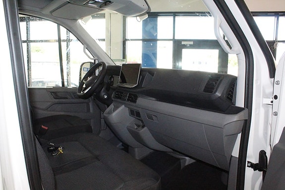 Volkswagen Crafter 8 of 13