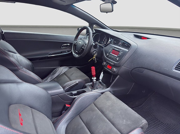 Kia ProCeed 8 of 14