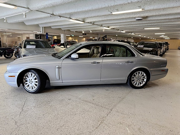 Jaguar XJ 6 of 23