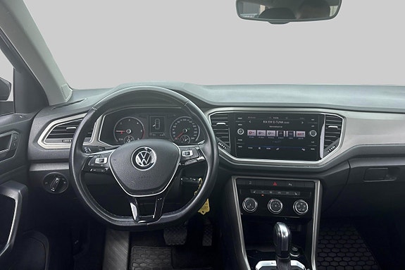 Volkswagen T-Roc 7 of 14