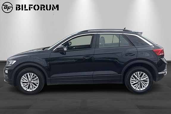 Volkswagen T-Roc 2 of 14