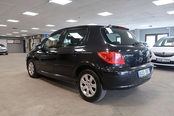 Peugeot 307 4 of 10