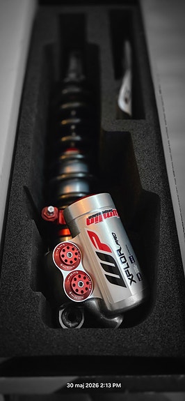 Product image 2 of 12