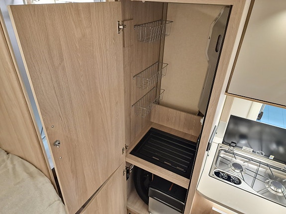 Kabe CLASSIC 740 LXL (Heavy+Aut 180hk+ALDE+Ugn) 18 of 21