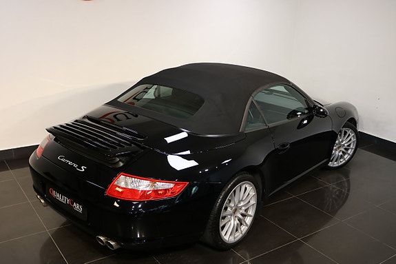 Porsche 911 Carrera S 18 of 25
