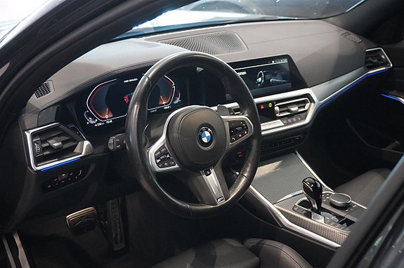 BMW M340i 2 of 13