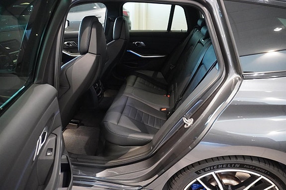 BMW M340i 6 of 13