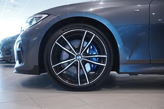 BMW M340i 13 of 13