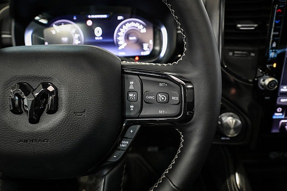 Dodge RAM 25 of 28