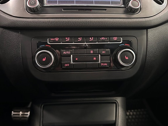 Volkswagen Tiguan 11 of 15