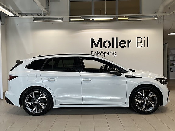 Skoda Enyaq 3 of 5