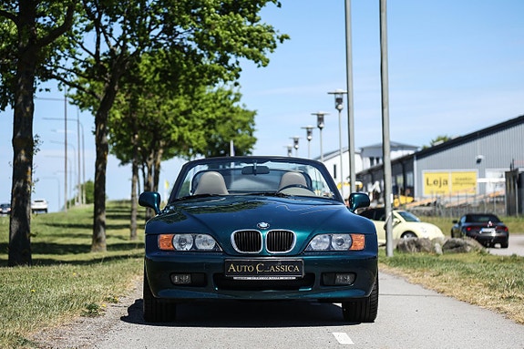 BMW Z3 3 of 5