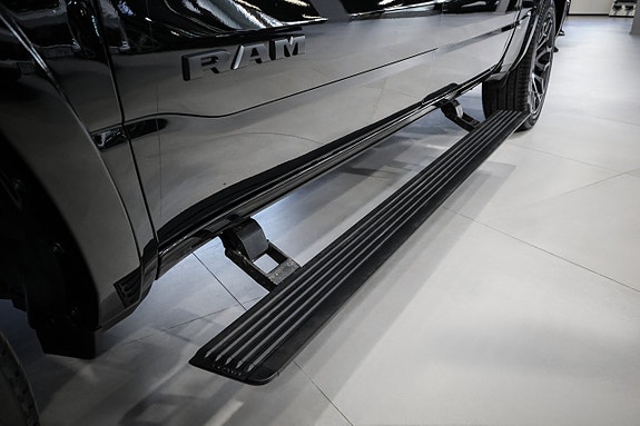 Dodge RAM 3 of 26