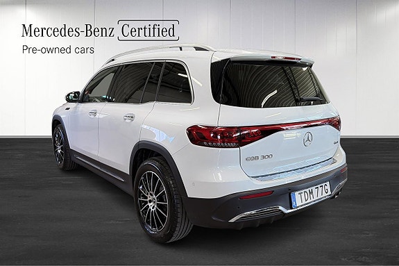 Mercedes-Benz EQB300 3 of 5