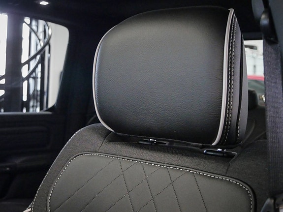 Dodge RAM 27 of 28