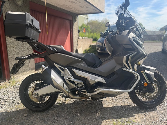 Honda X-ADV750 med touringkit mm 12 of 14
