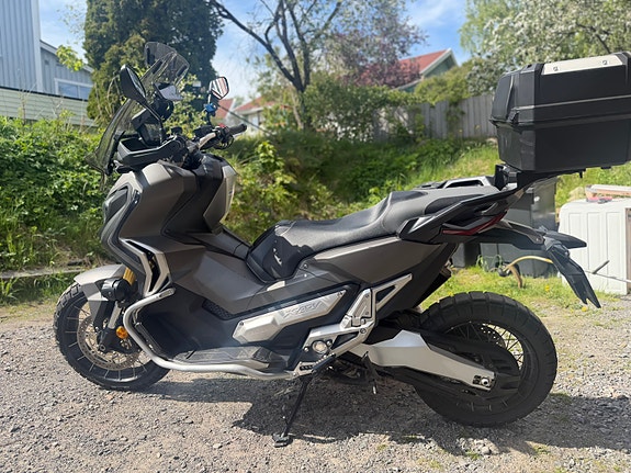 Honda X-ADV750 med touringkit mm 2 of 5