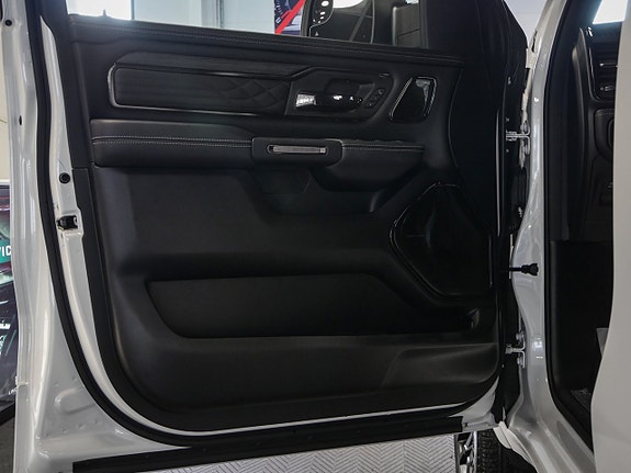 Dodge RAM 13 of 15