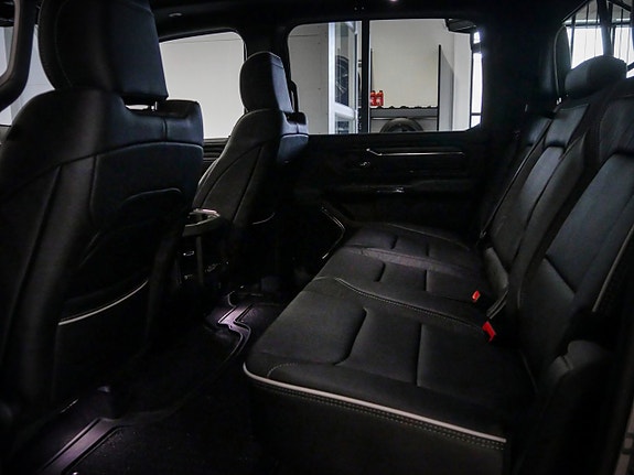 Dodge RAM 4 of 28