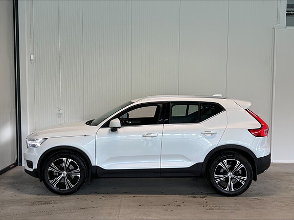 Volvo XC40 5 of 5
