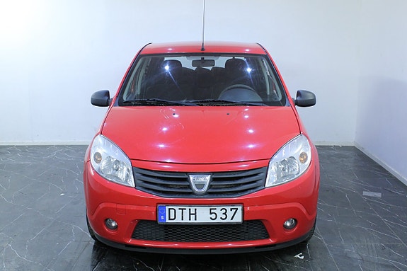 Dacia Sandero 2 of 5