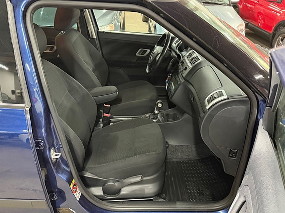 Skoda Fabia 8 of 17