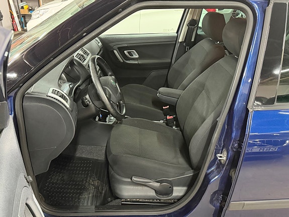 Skoda Fabia 9 of 17