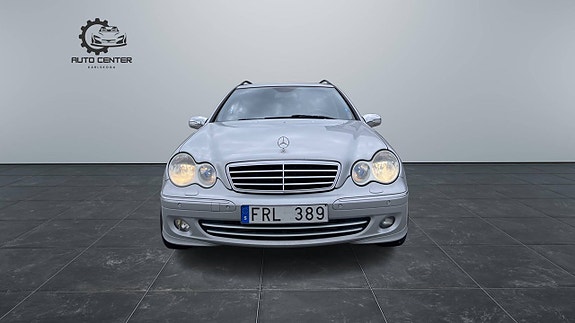 Mercedes-Benz C200