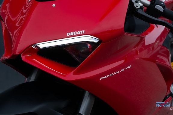Ducati Panigale V2 DQS | V-Twin | Svensksåld | 155HK 2 of 5