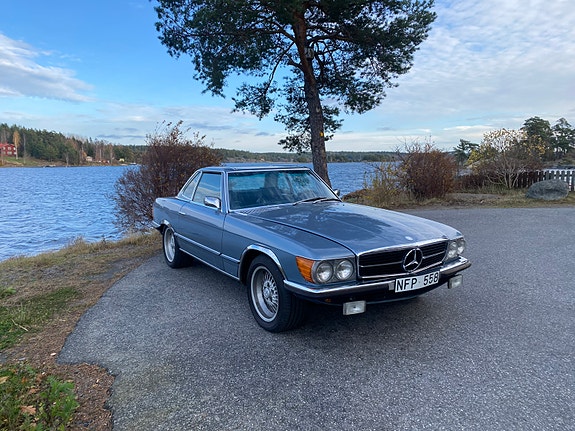 Mercedes-Benz 350 SL 5 of 5