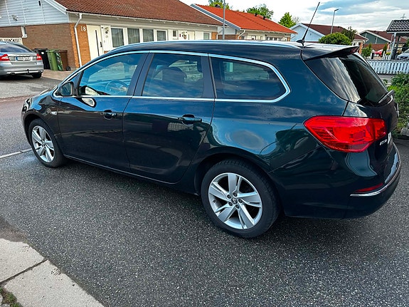 Opel Astra 3 of 5