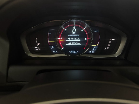 Volvo XC60 19 of 24