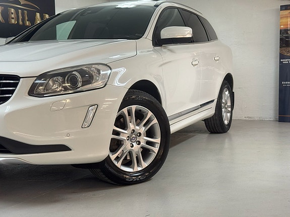 Volvo XC60 3 of 24