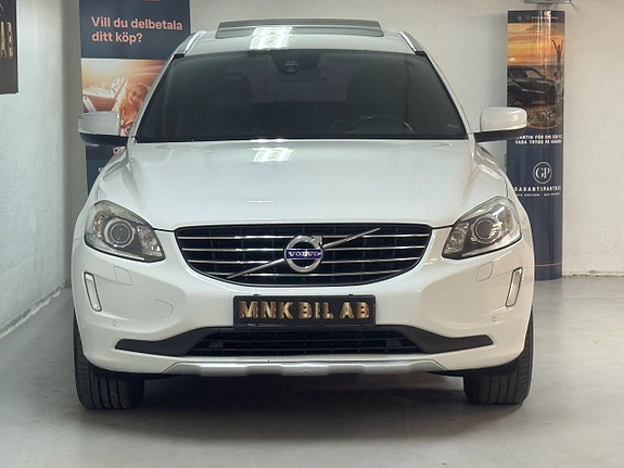 Volvo XC60 2 of 24