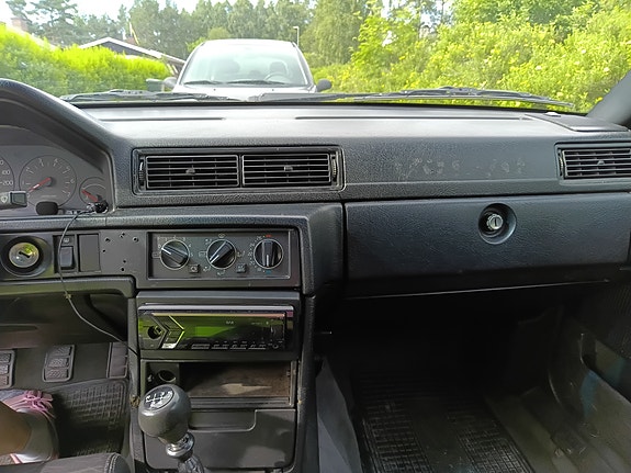 Volvo 940 16 of 19