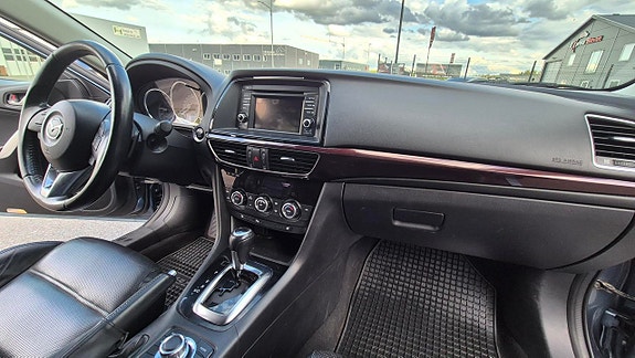 Mazda 6 9 of 12