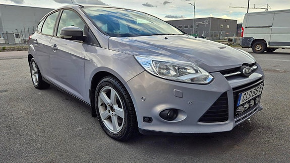 Ford Focus 3 of 5