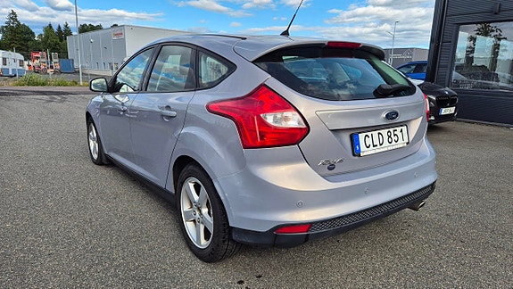 Ford Focus 3 of 5