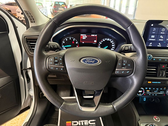 Ford Focus 19 of 26
